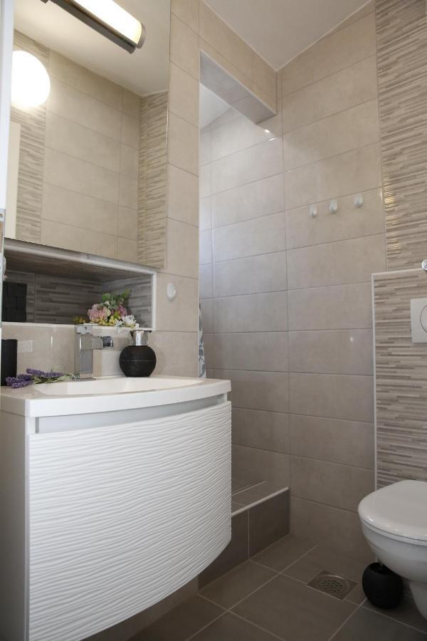 Apartments Stonehouse Vodice Exterior photo